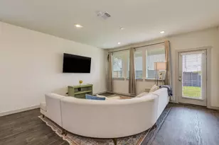 98 Barton Creek Ln, Hutto, TX 78634 - Photo 12