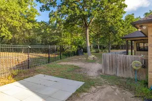 122 N Pohakea Dr, Bastrop, TX 78602 - Photo 30