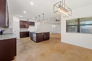 122 N Pohakea Dr, Bastrop, TX 78602 - Photo 8