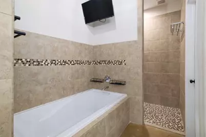 122 N Pohakea Drive, Bastrop, TX 78602 - Photo 18