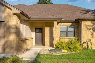 122 N Pohakea Dr, Bastrop, TX 78602 - Photo 4