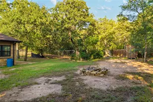 122 N Pohakea Dr, Bastrop, TX 78602 - Photo 32