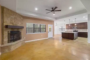 122 N Pohakea Dr, Bastrop, TX 78602 - Photo 6