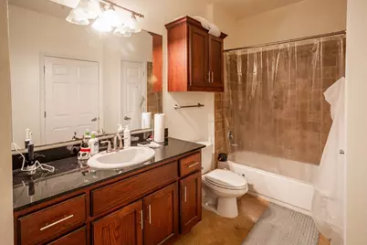910 W 25th Street #403, Austin, TX 78705 - Photo 6
