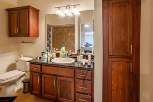 910 W 25th St, Austin, TX 78705 - Photo 12