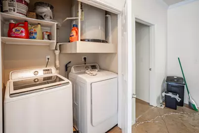 910 W 25th Street #403, Austin, TX 78705 - Photo 14