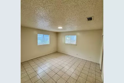 1626 Royal Hill Drive #B, Austin, TX 78741 - Photo 1