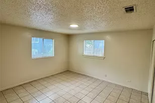 1626 Royal Hill Dr, Austin, TX 78741 - Photo 1