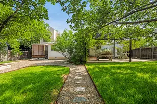 901 Brentwood St, Austin, TX 78757 - Photo 36