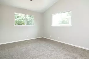 2526 Glen Springs Way, Austin, TX 78741 - Photo 18