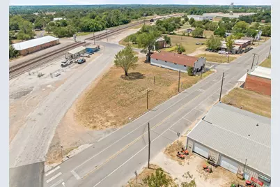 413 W Batte Street, Cameron, TX 76520 - Photo 38
