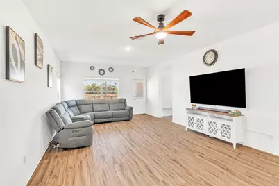 212 Flint Mountain Road, Georgetown, TX 78628 - Photo 18