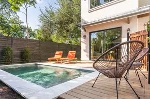 2506 E 2nd St, Austin, TX 78702 - Photo 14