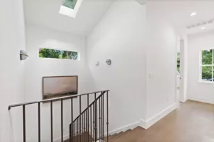 2506 E 2nd St, Austin, TX 78702 - Photo 30