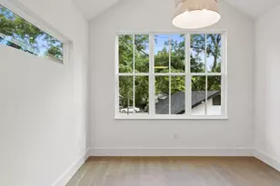 2506 E 2nd St, Austin, TX 78702 - Photo 34