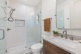2506 E 2nd St, Austin, TX 78702 - Photo 20