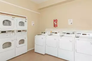 8110 Creekbend Dr, Houston, TX 77071 - Photo 10