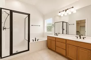 220 Ulupau Cir, Bastrop, TX 78602 - Photo 14