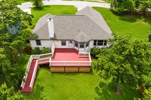 220 Ulupau Cir, Bastrop, TX 78602 - Photo 6