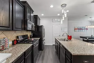 13736 Harrisglenn Dr, Austin, TX 78660 - Photo 12
