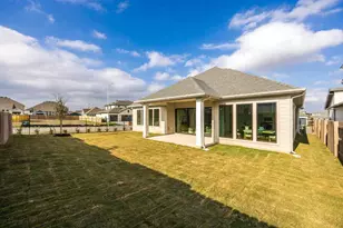 9101 The Ravine Wy, Austin, TX 78744 - Photo 2