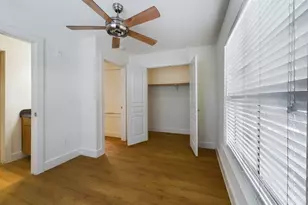 711 W 32nd St, Austin, TX 78705 - Photo 20