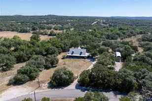 103 Ridge Oak Dr, Wimberley, TX 78676 - Photo 2