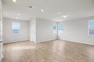 185 Cider Crk Dr, Elgin, TX 78621 - Photo 8