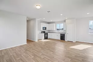 185 Cider Crk Dr, Elgin, TX 78621 - Photo 4