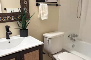 6910 Hart Ln, Austin, TX 78731 - Photo 30