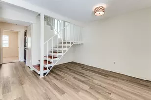 6910 Hart Ln, Austin, TX 78731 - Photo 12