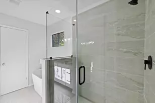 10001 Woodglen Dr, Austin, TX 78753 - Photo 16