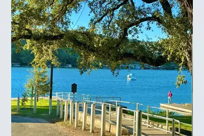 601 Hearn Street #207, Austin, TX 78703 - Photo 2