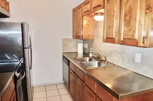 601 Hearn St, Austin, TX 78703 - Photo 4