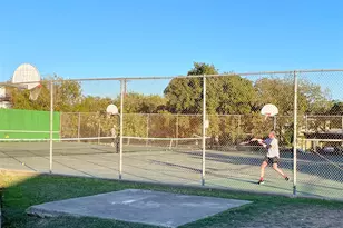 601 Hearn St, Austin, TX 78703 - Photo 34