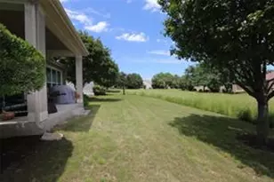 109 Ranier Ln, Georgetown, TX 78633 - Photo 18