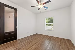 505 Sixpence Ln, Georgetown, TX 78628 - Photo 28