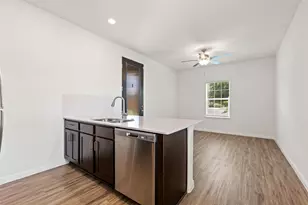 505 Sixpence Ln, Georgetown, TX 78628 - Photo 26