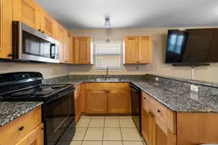 709 Claremont Pkwy, Marble Falls, TX 78654 - Photo 8