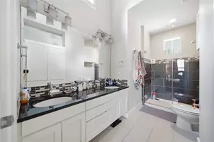 2612 Zaragosa St, Austin, TX 78702 - Photo 16