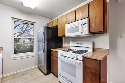 1100 Fairlawn Cove, Round Rock, TX 78664 - Photo 14