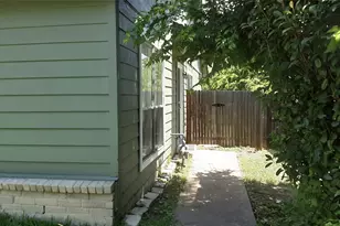 1204 Orchard Park Cir, Pflugerville, TX 78660 - Photo 2