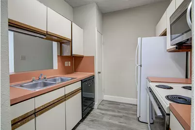 2804 Rio Grande Street #208, Austin, TX 78705 - Photo 12
