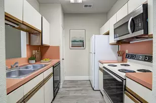 2804 Rio Grande St, Austin, TX 78705 - Photo 10