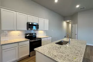 131 Schrader Dr, Buda, TX 78610 - Photo 6