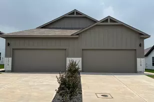 131 Schrader Dr, Buda, TX 78610 - Photo 1
