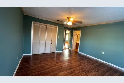 909 Fannin Street, Nocona, TX 76255 - Photo 10