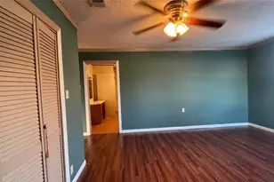 909 Fannin St, Nocona, TX 76255 - Photo 12