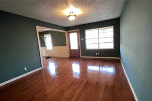 909 Fannin St, Nocona, TX 76255 - Photo 6