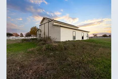 233 Courtnees Way, Georgetown, TX 78626 - Photo 14